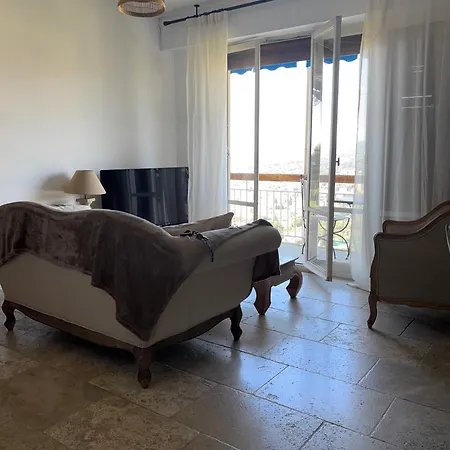 Vue Incroyable קסיס